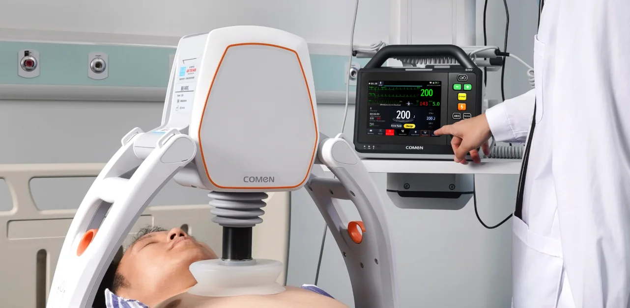 Defibrylator Comen S50
